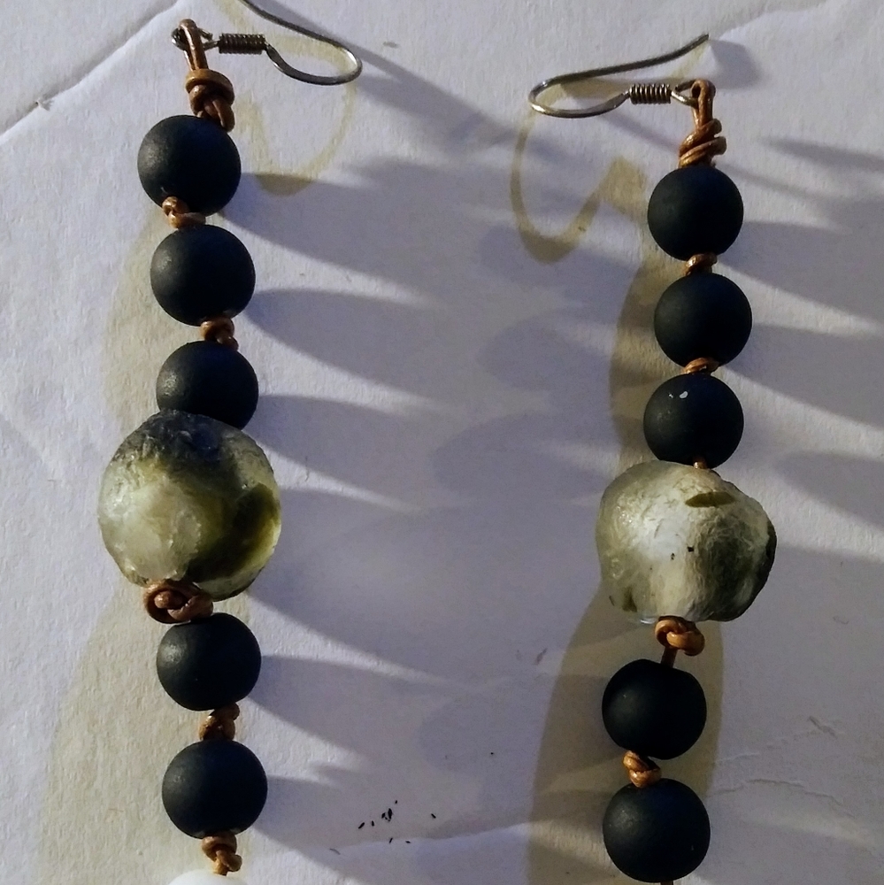 Hand beaded Earringss